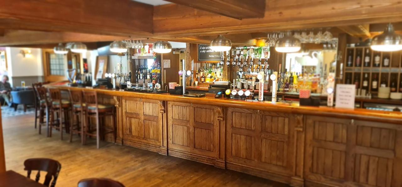 The Black Swan Glazebrook Exterior photo